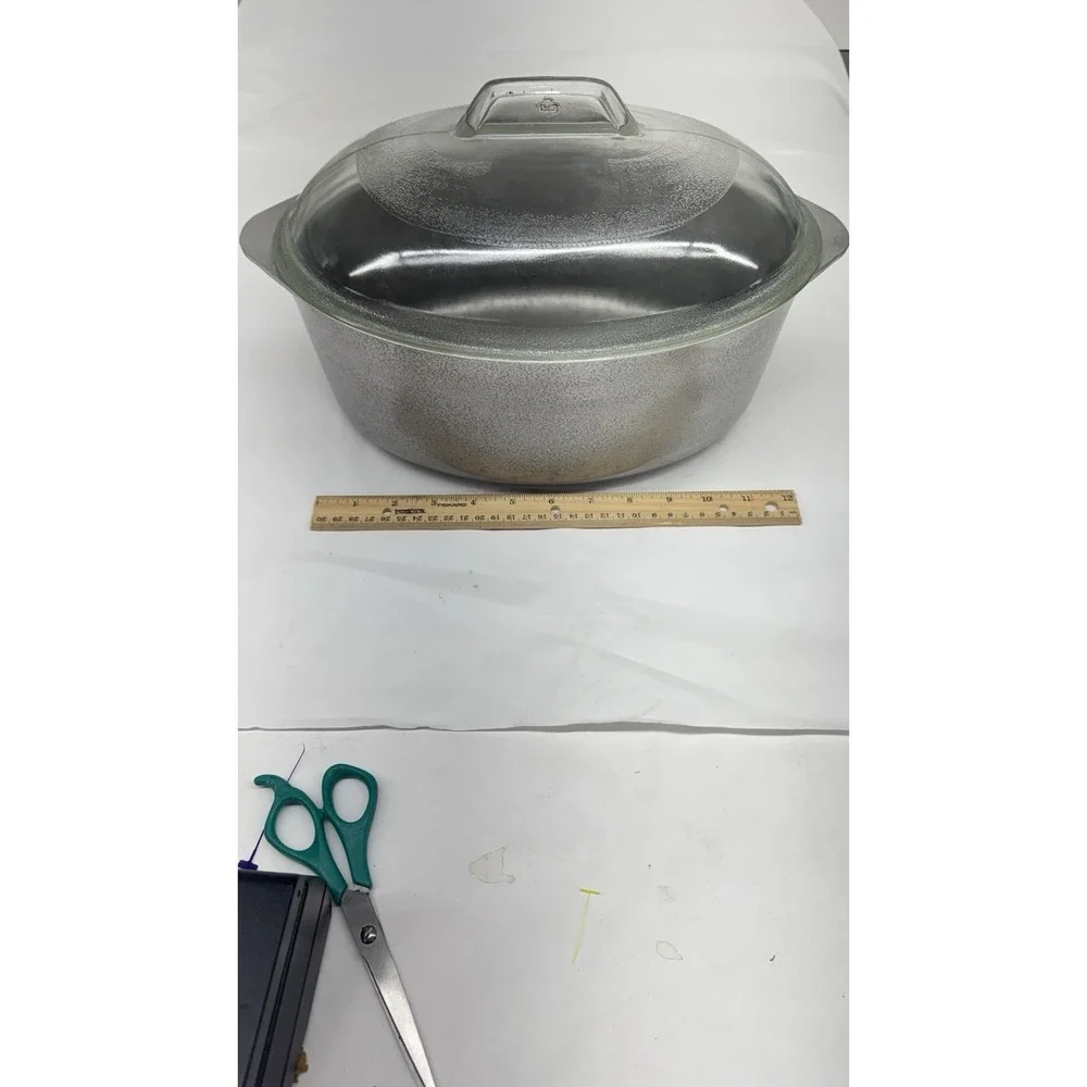Hammercraft Club Aluminum Oval roaster & Glass Lid Grandma , Farmhouse
